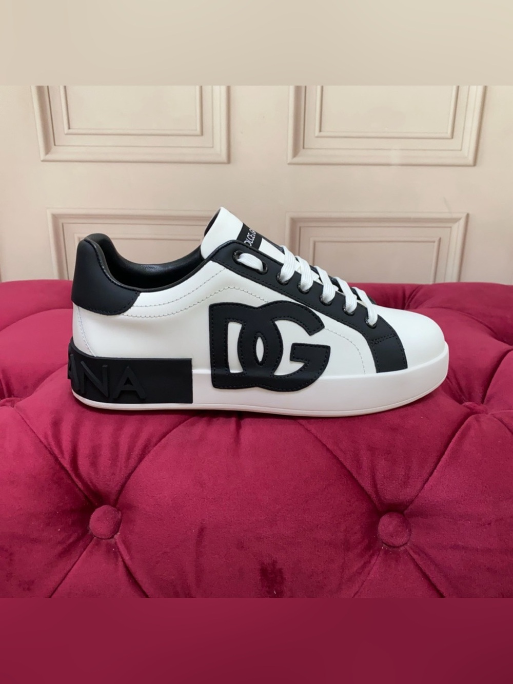 Dolce & Gabbana Black and White Logo Leather Sneakers - Picture 5 of 9